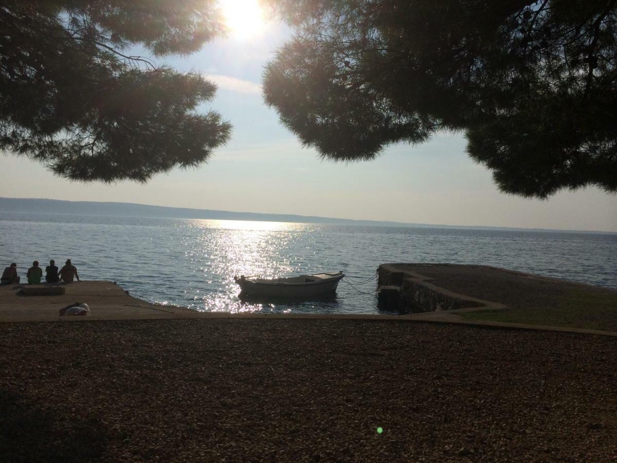 Apartments Villa Jusup Starigrad Paklenica Exterior photo