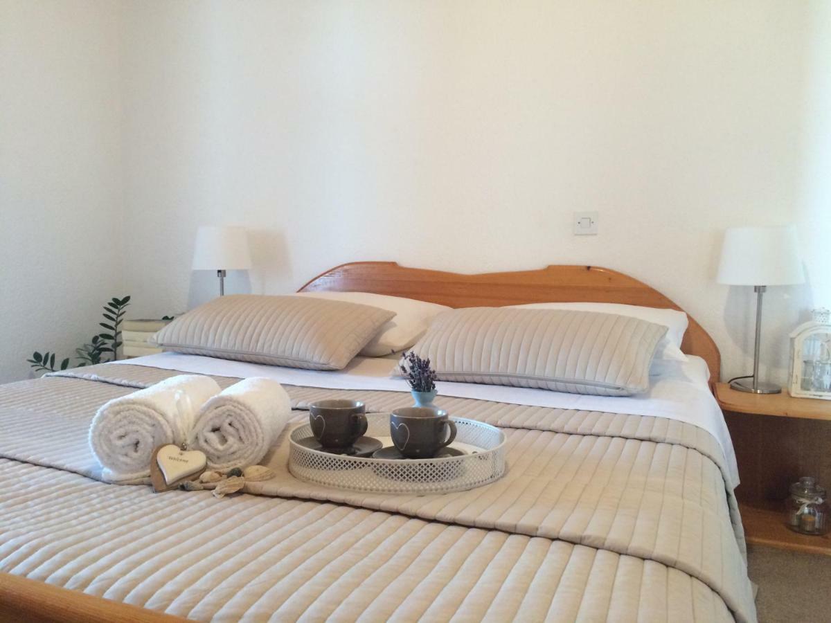 Apartments Villa Jusup Starigrad Paklenica Exterior photo